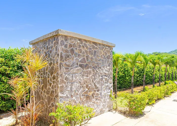 Casa Callie- 3 Bedroom House With Pool Сasa de vacaciones *