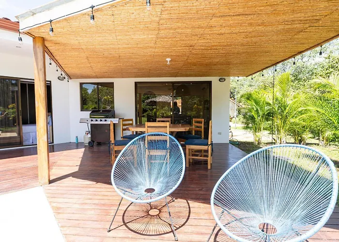 Casa Callie- 3 Bedroom House With Pool Сasa de vacaciones *
